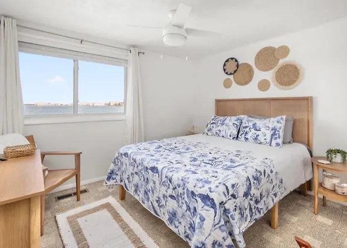 Bayfront Paradise Pool Boat Slip Townhome