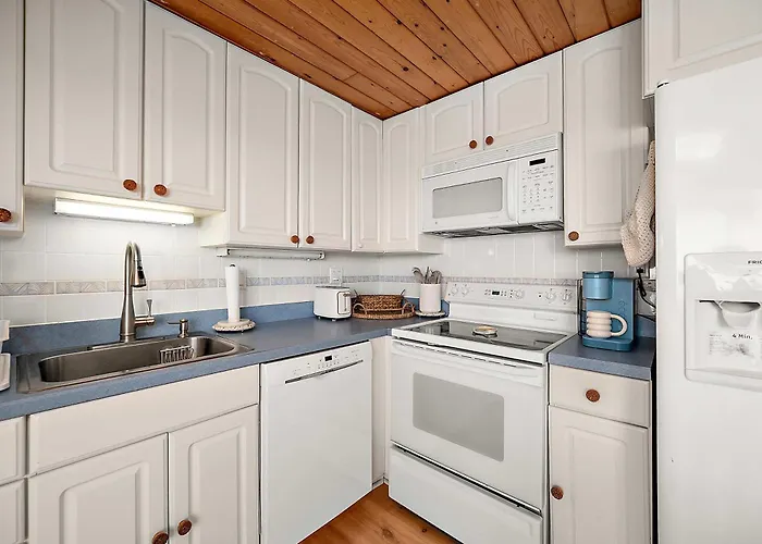Bayfront Paradise Pool Boat Slip Townhome Holiday home Ocean City