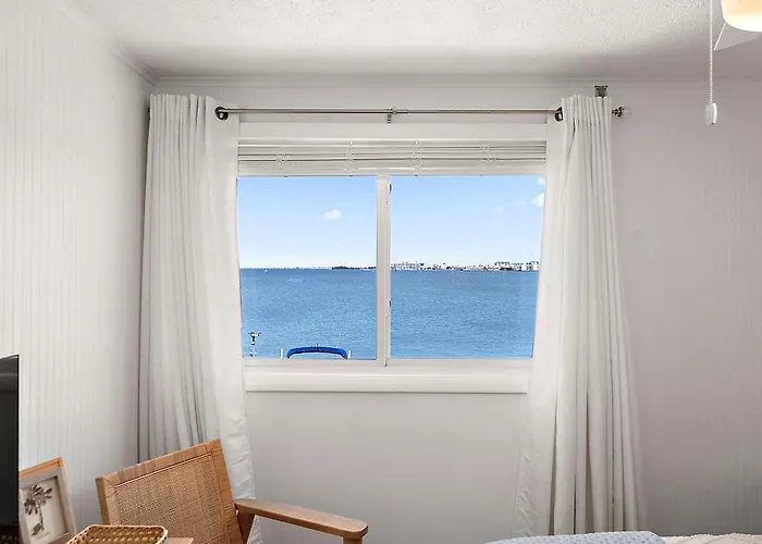 Bayfront Paradise Pool Boat Slip Townhome Ocean City