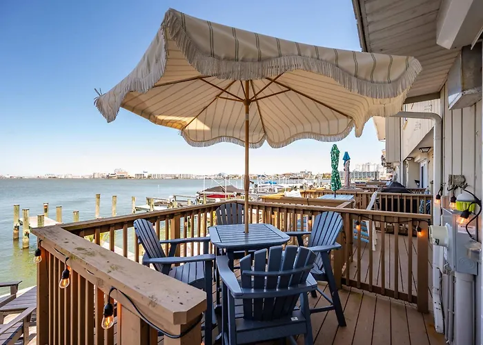 Holiday home Bayfront Paradise Pool Boat Slip Townhome Ocean City