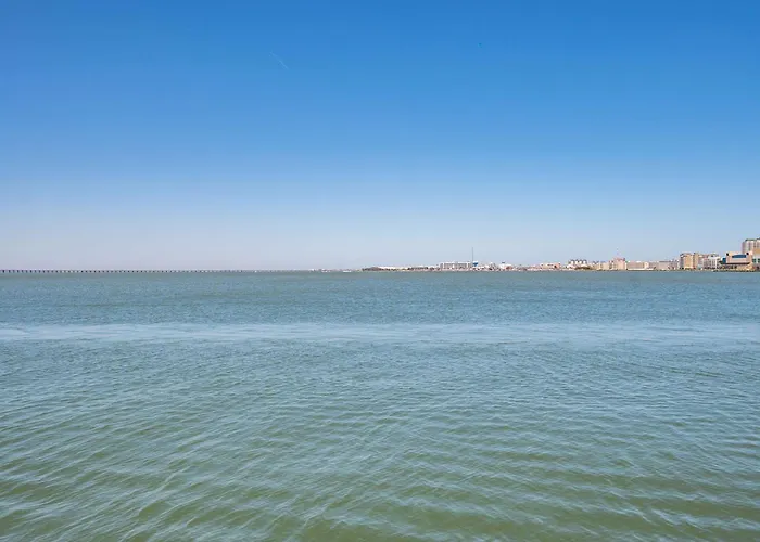Bayfront Paradise Pool Boat Slip Townhome Holiday home Ocean City